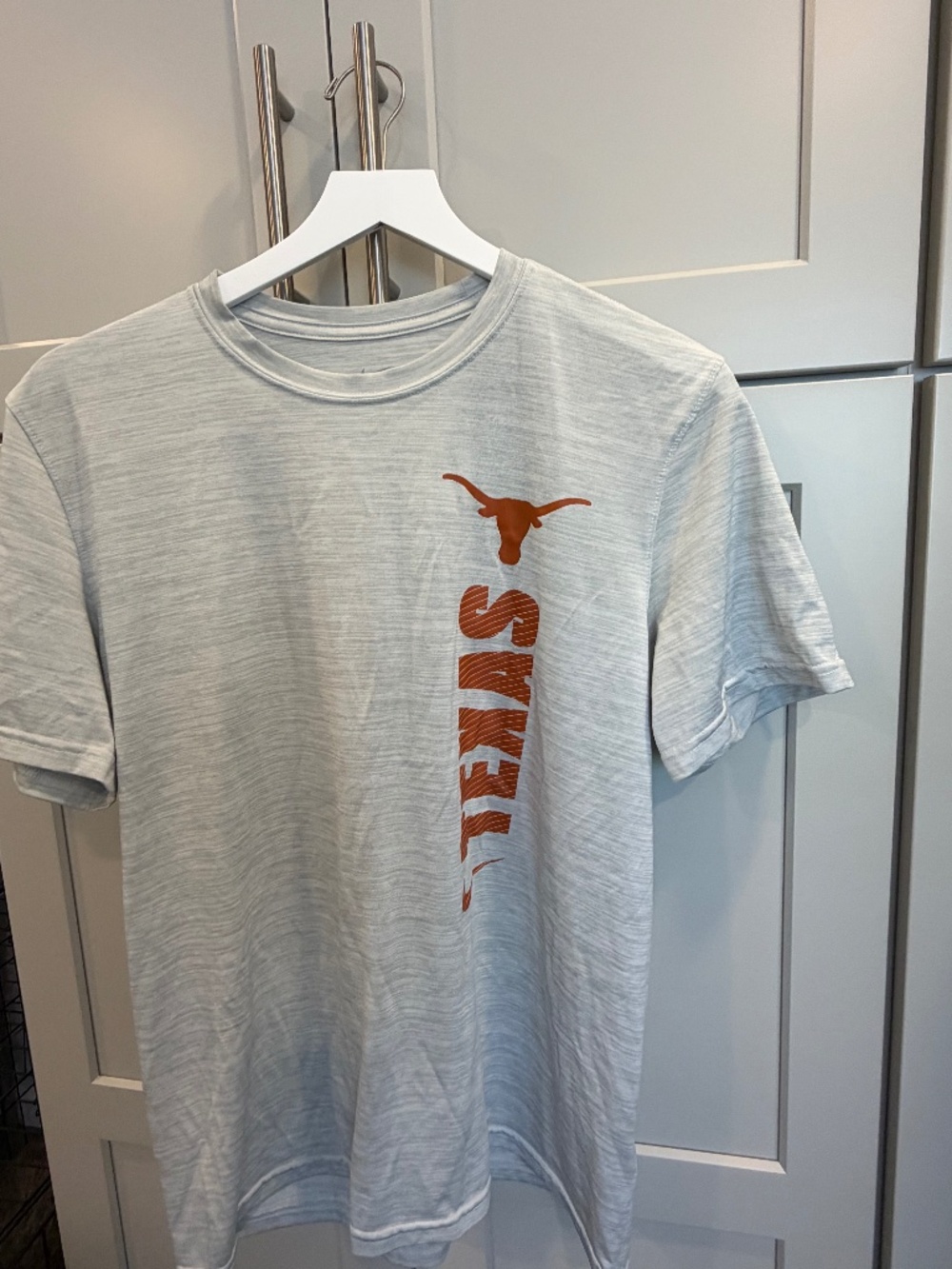 Nike University of Texas, Austin Longhorn White T-Shirt, Dry-fit Size Small
